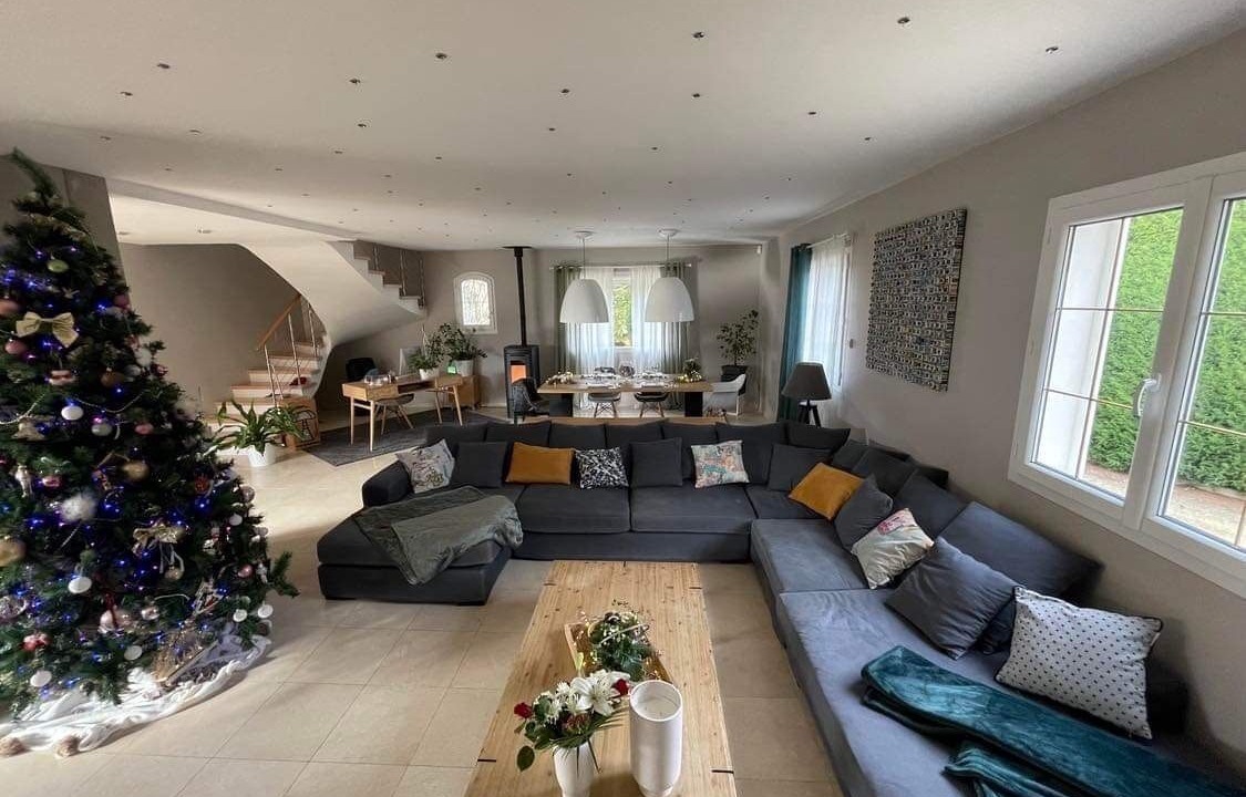 Photo of Livingroom in Vesseaux