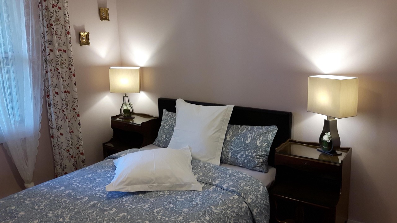 Photo of Bedroom in Longueuil