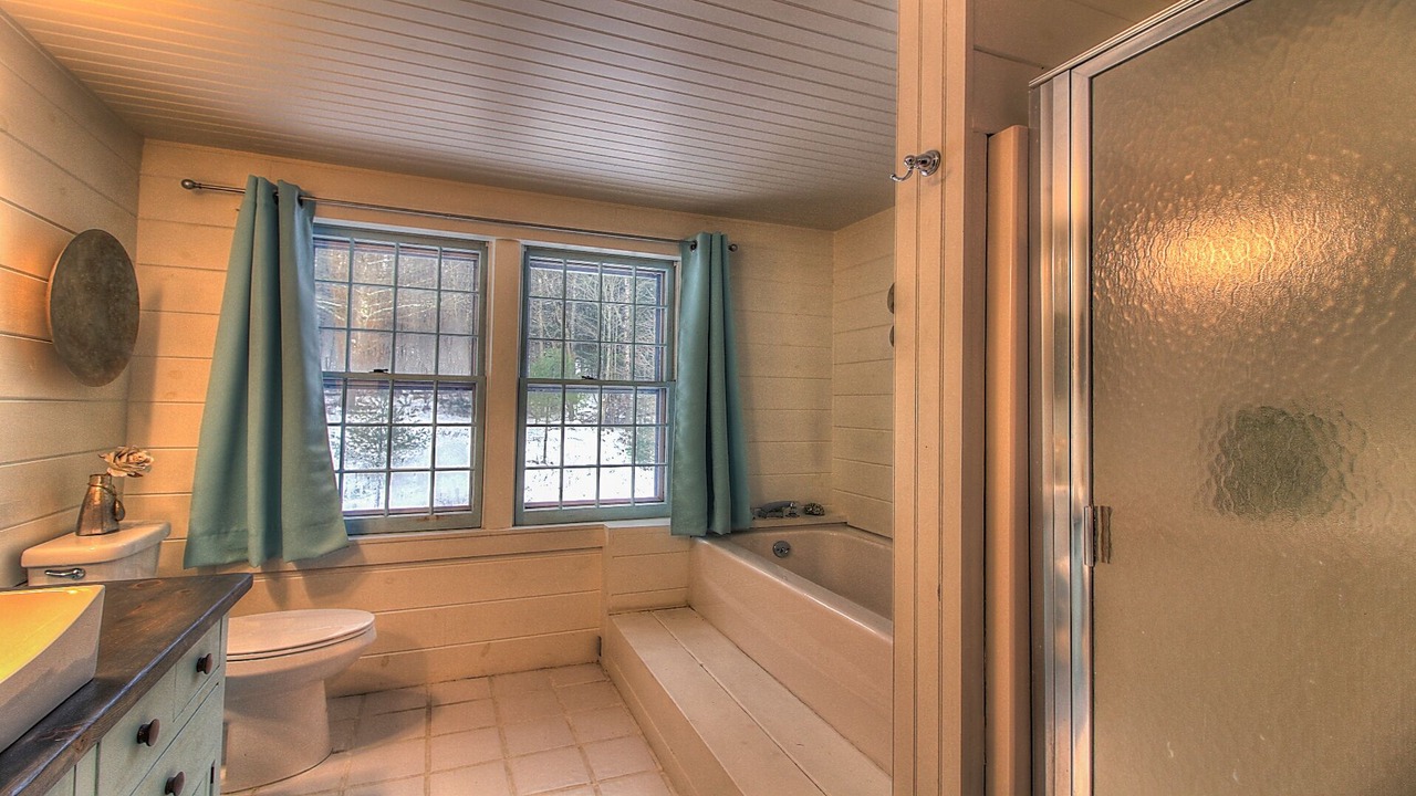 Photo of Bathroom in Londonderry