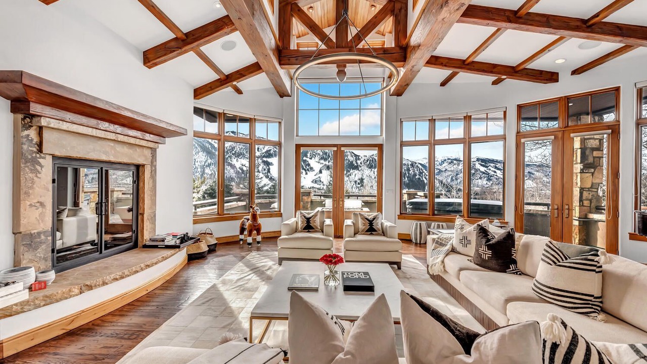 Photo of Livingroom in Aspen