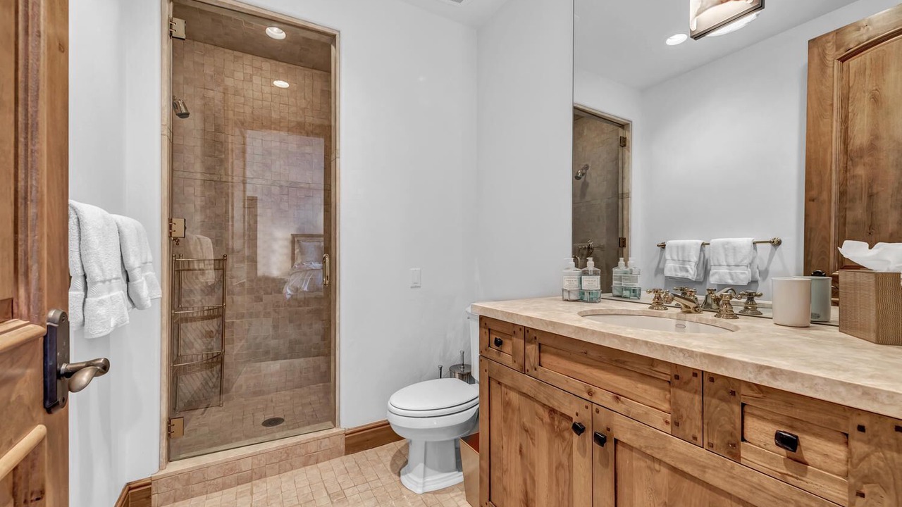 Photo of Bathroom in Aspen