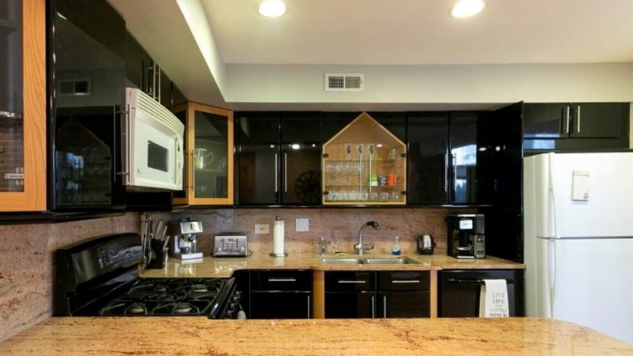 Photo of Kitchen in Lakeview