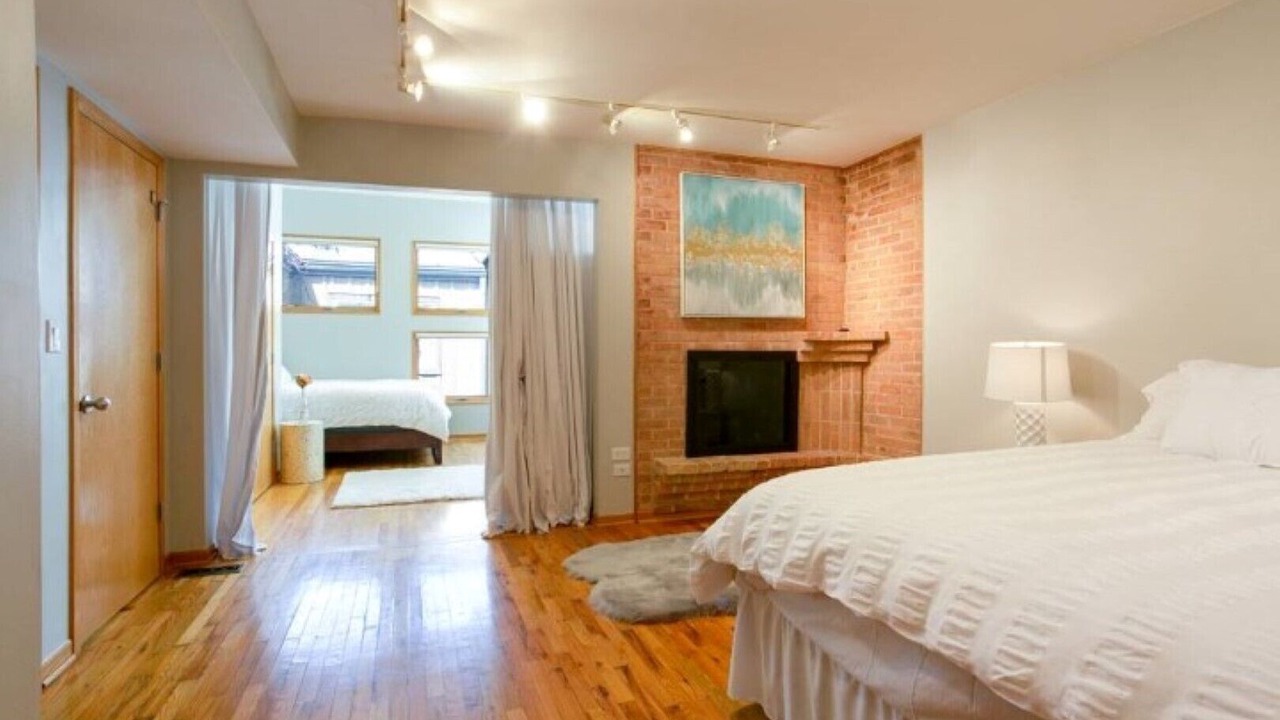 Photo of Bedroom in Lakeview