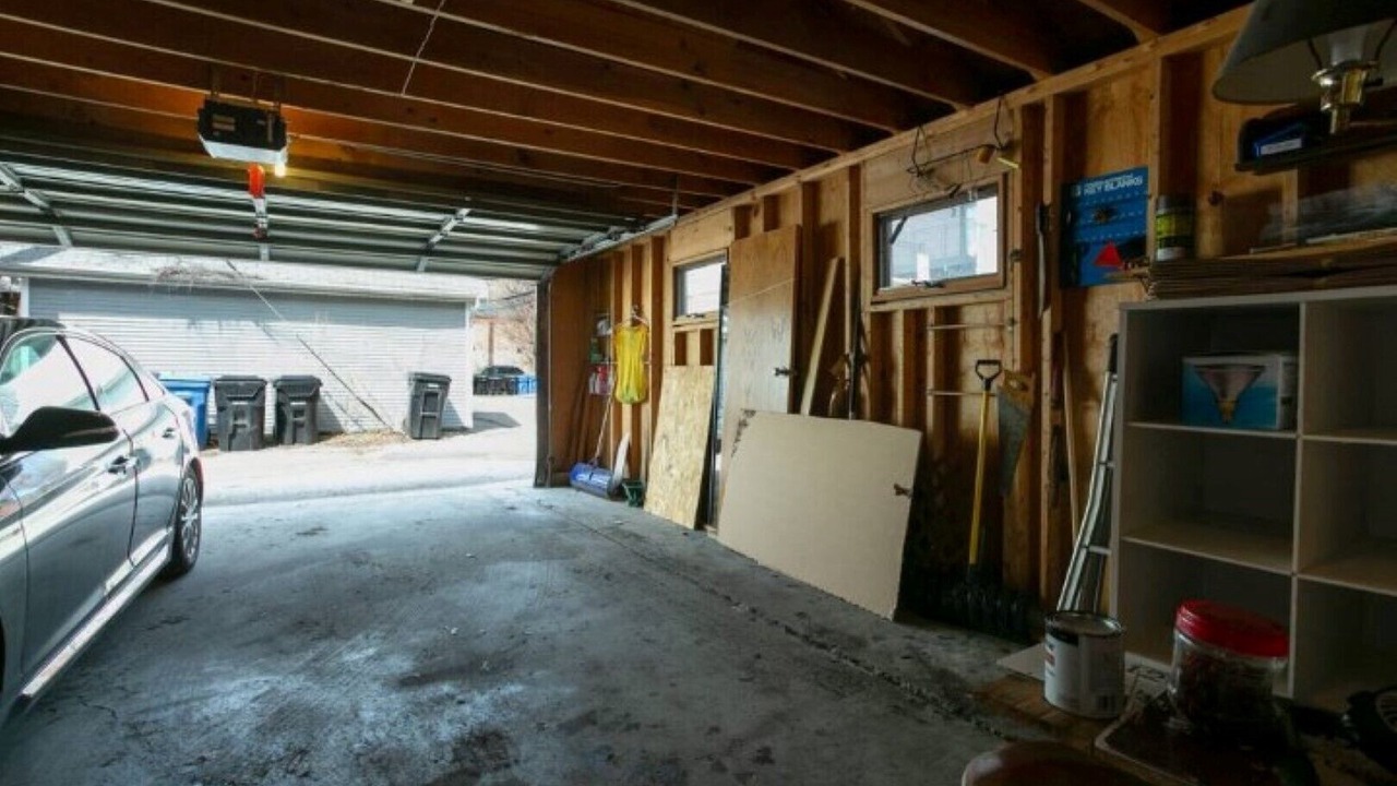 Photo of Outdoor in Lakeview