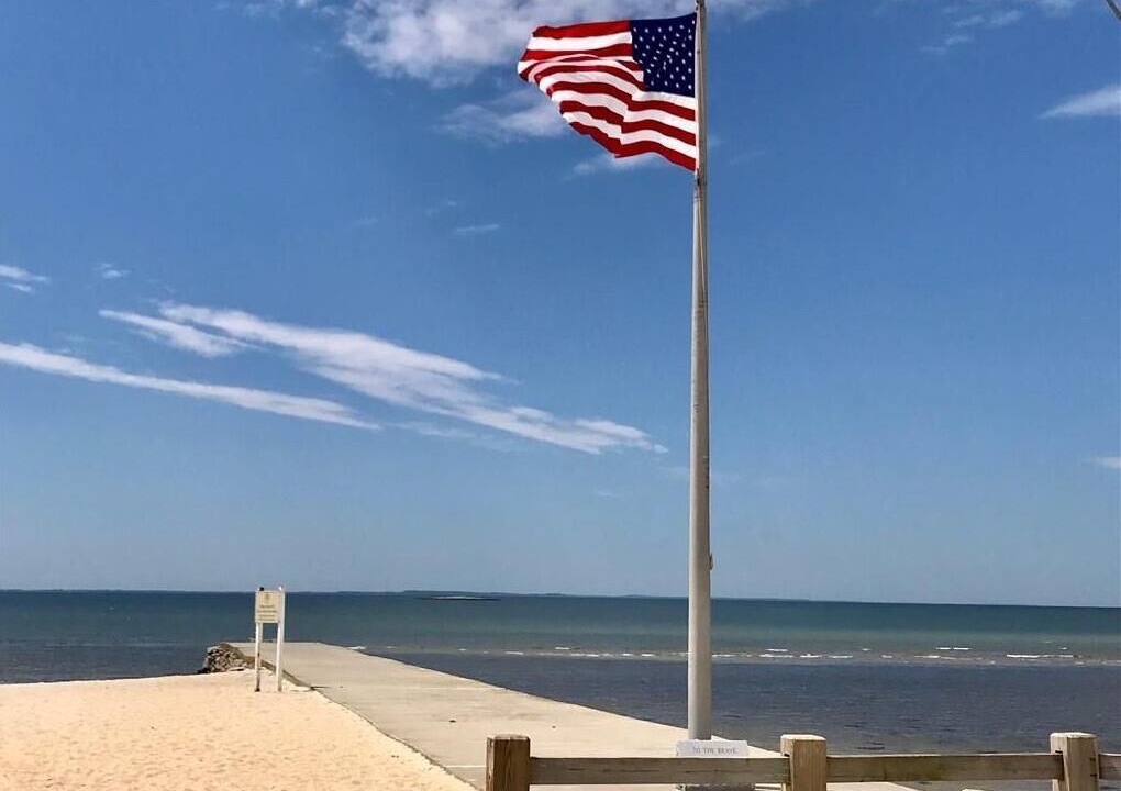 Photo of Others in Niantic