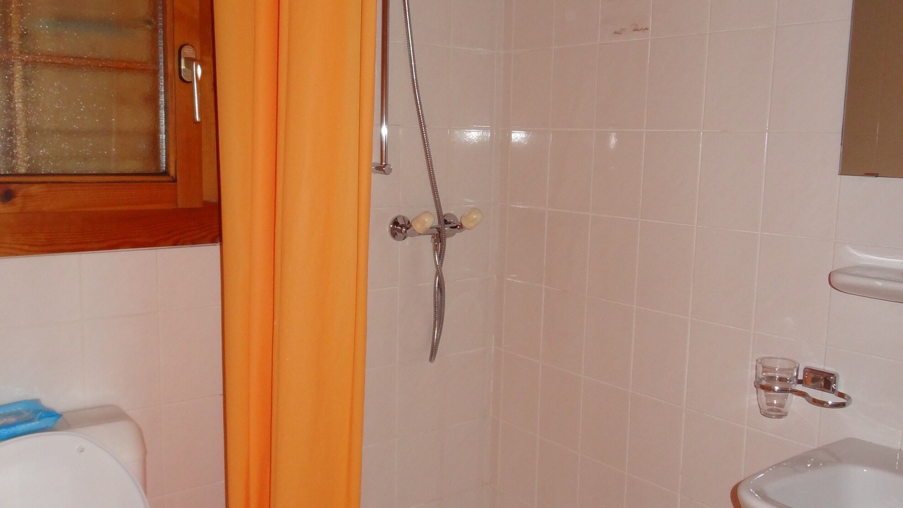 Photo of Bathroom in Mase