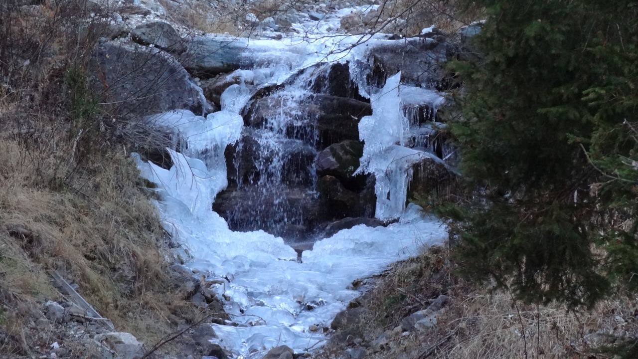 Photo of Outdoor in Mase