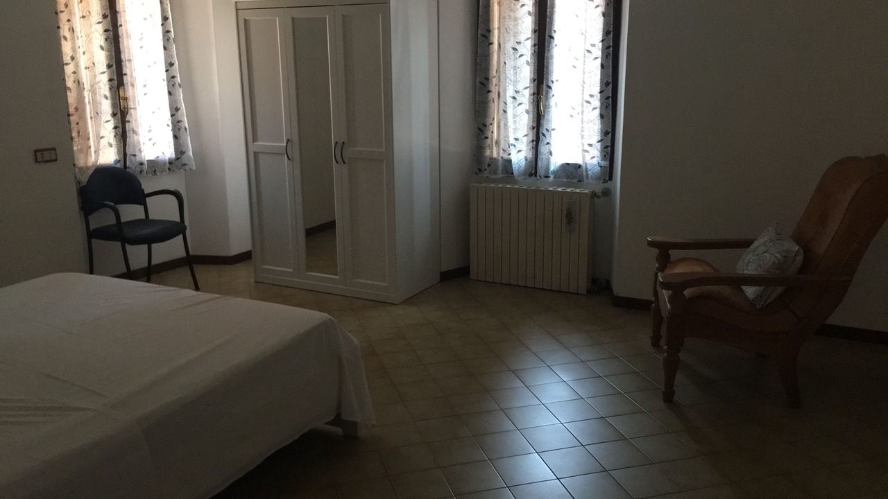 Photo of Bedroom in Roe