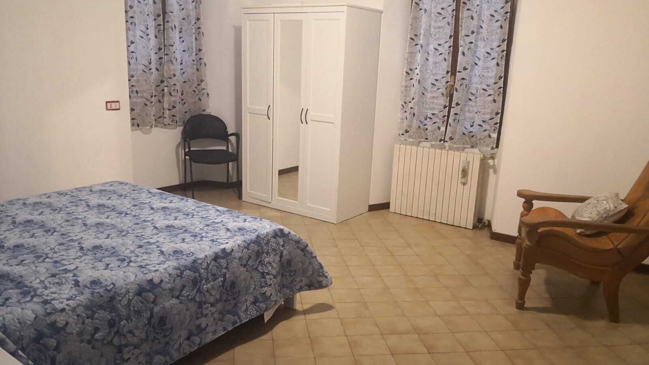 Photo of Bedroom in Roe