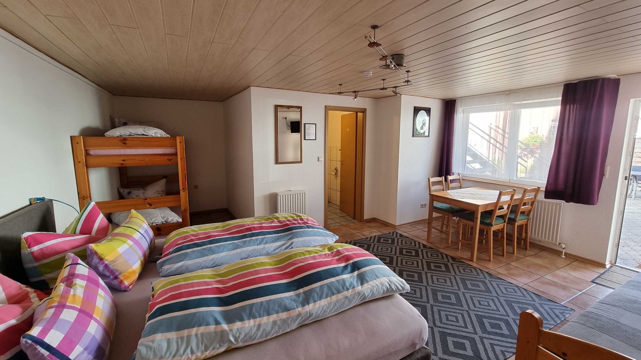 Photo of Bedroom in Rust