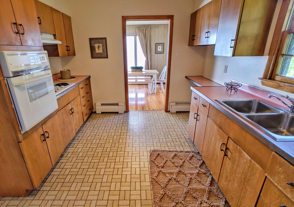 Photo of Kitchen in Westbrook Center