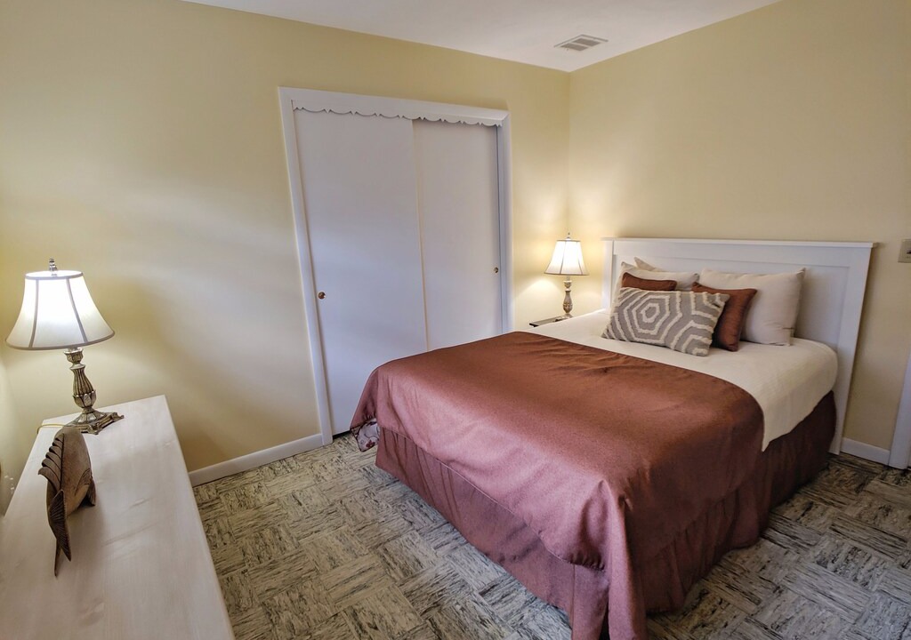 Photo of Bedroom in Westbrook Center