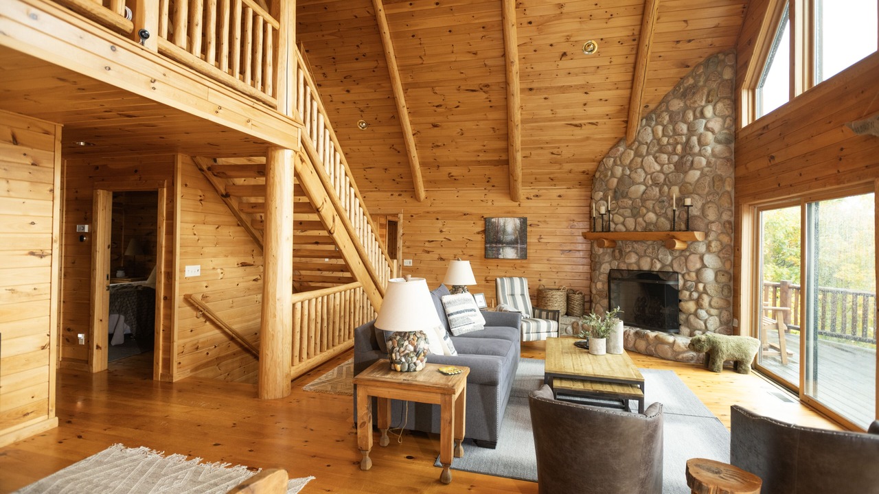 Photo of Livingroom in Maple City