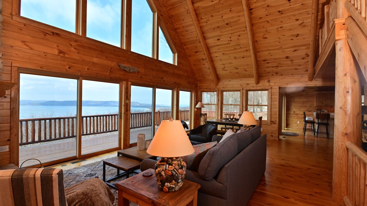 Photo of Livingroom in Maple City