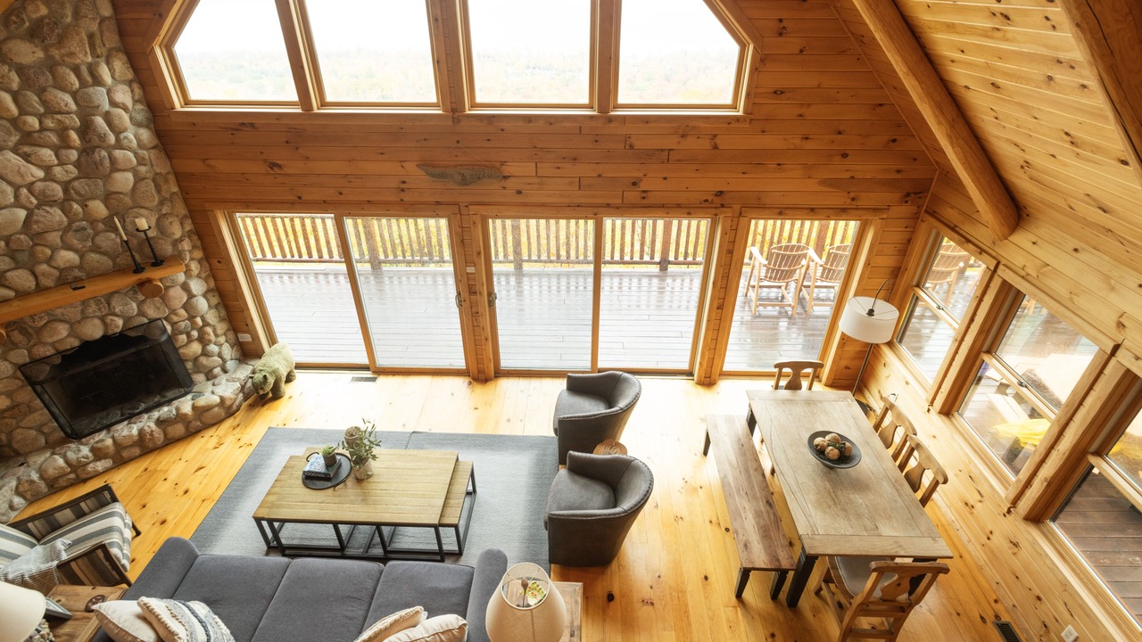 Photo of Livingroom in Maple City