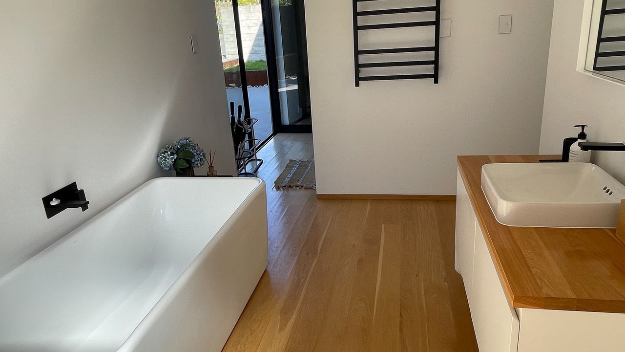 Photo of Bathroom in Kakanui