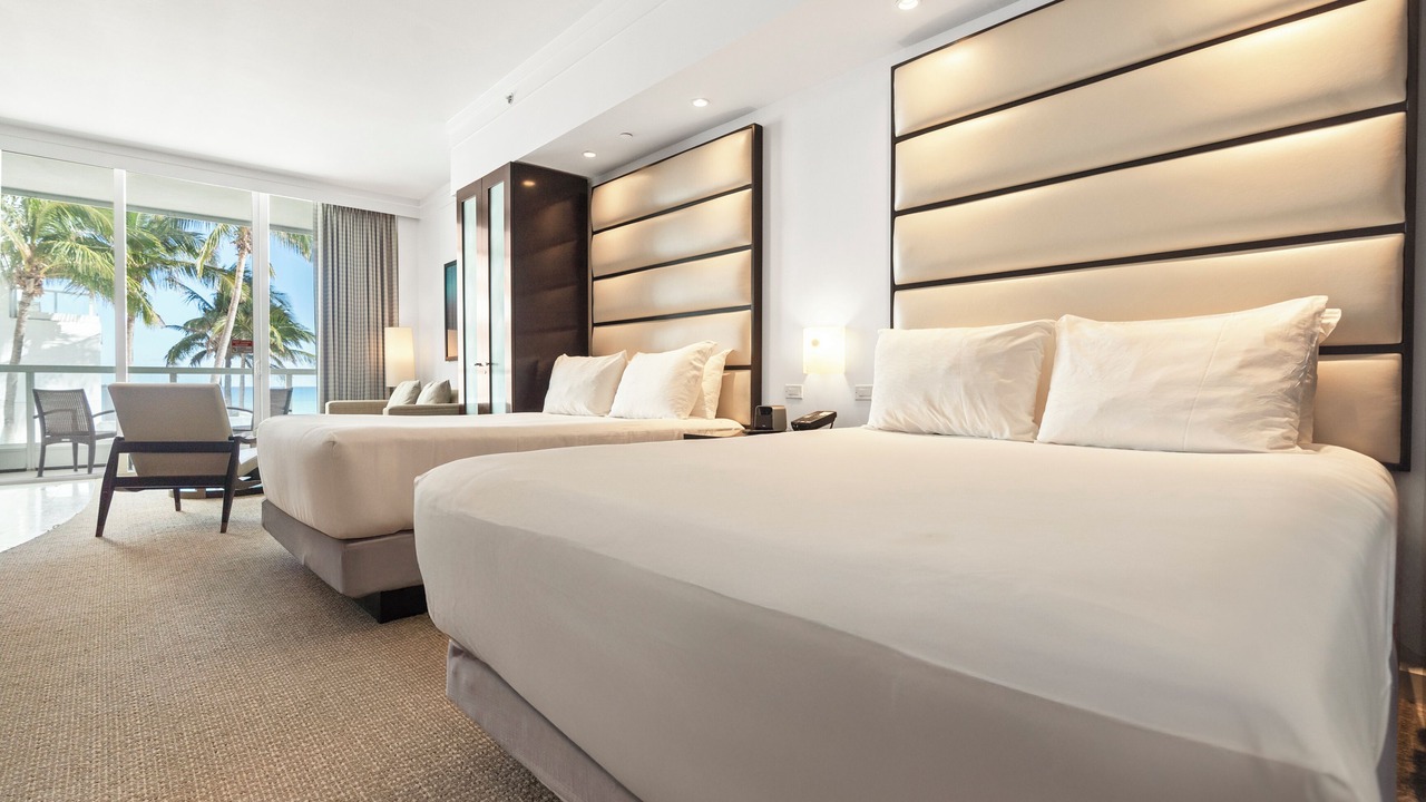 Photo of Bedroom in Mid Beach