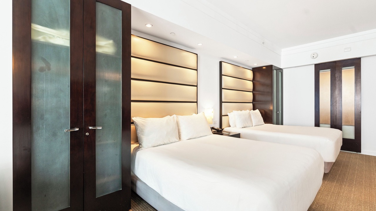 Photo of Bedroom in Mid Beach