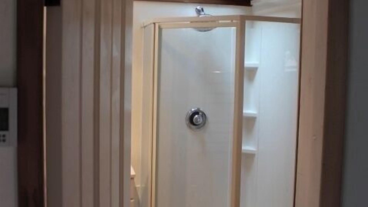 Photo of Bathroom in Ganges