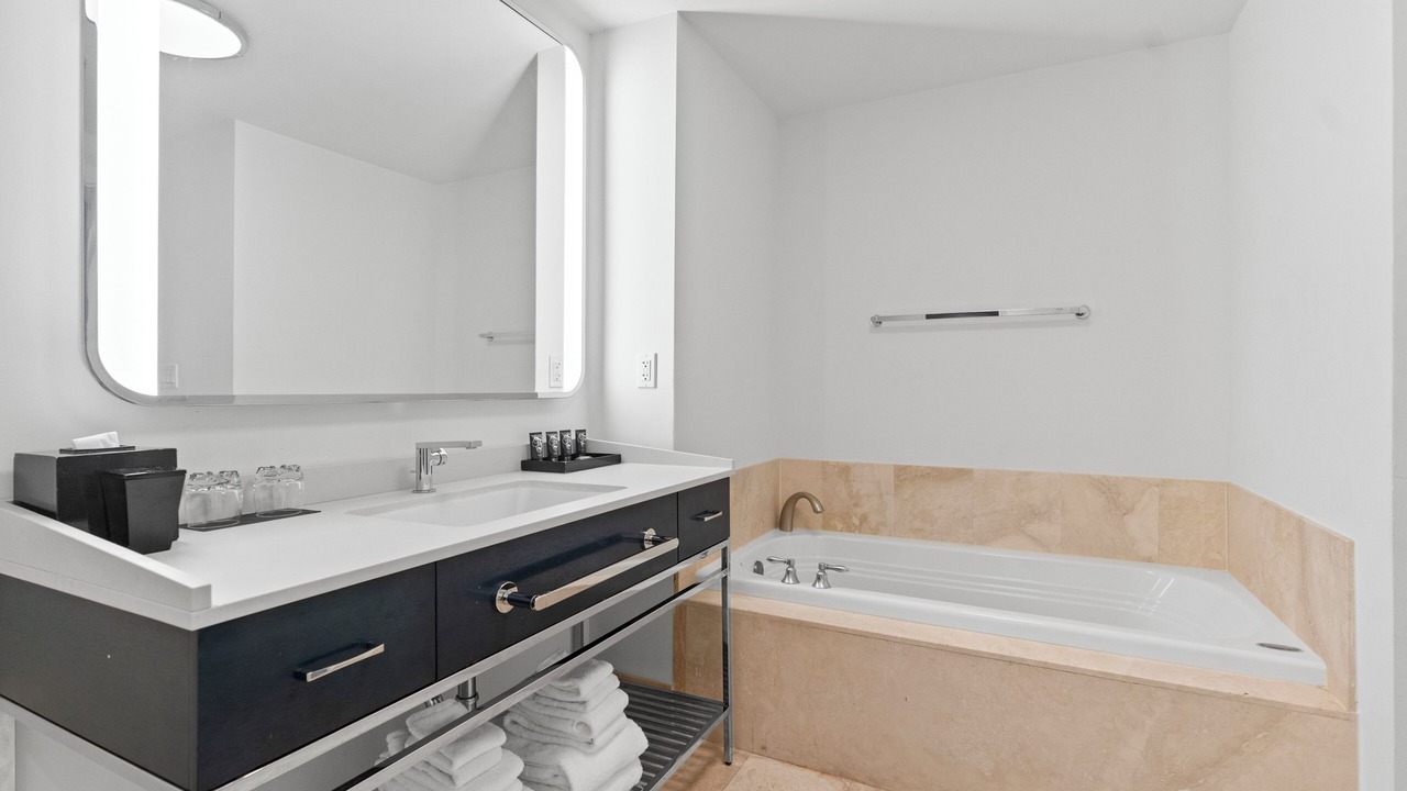 Photo of Bathroom in Mid Beach