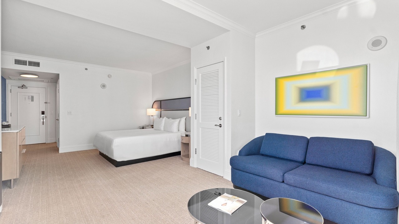 Photo of Bedroom in Mid Beach