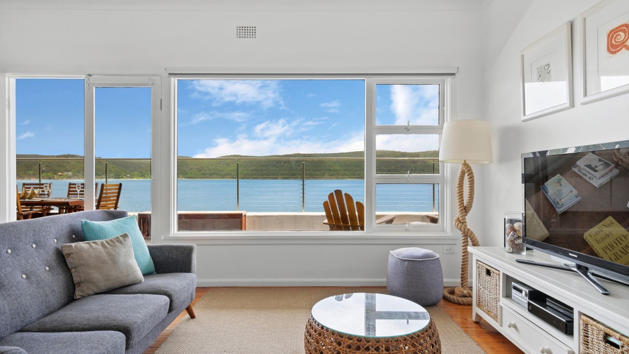 Photo of Livingroom in Palm Beach