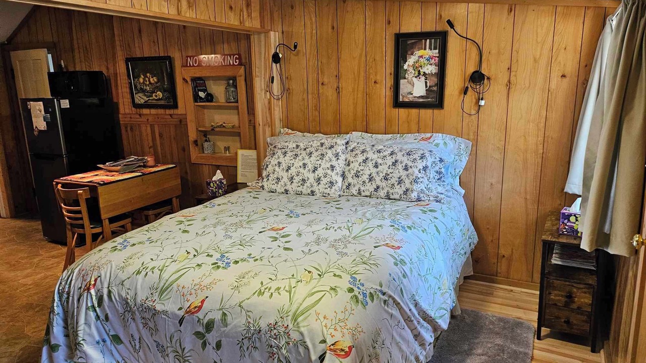 Photo of Bedroom in Frankfort