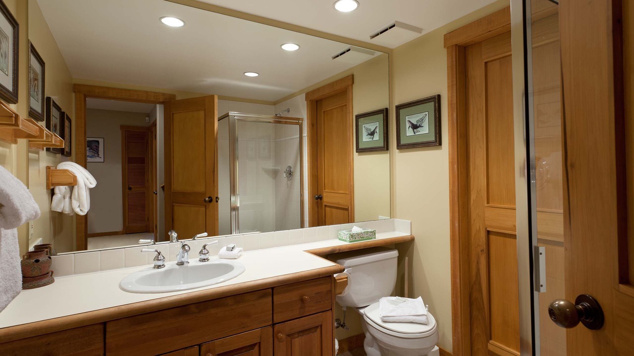 Photo of Bathroom in Nordic Estates