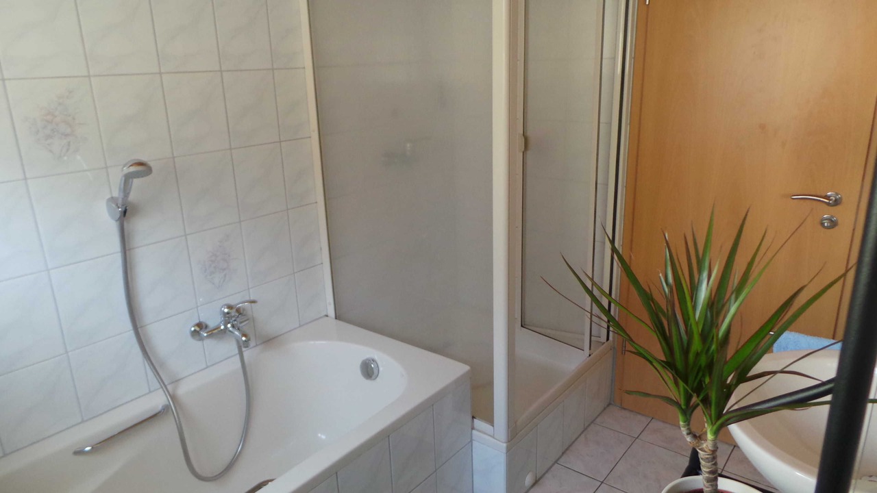 Photo of Bathroom in Rust