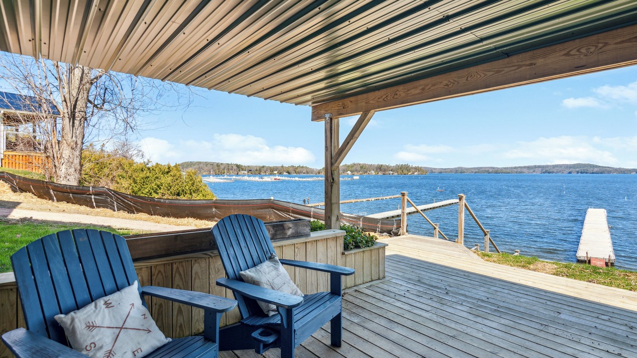 Photo of Outdoor in Malletts Bay