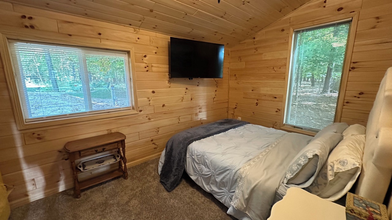 Photo of Bedroom in Newaygo