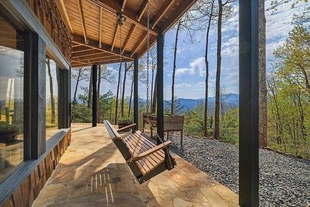 Photo of Patio Balcony in Cherry Log