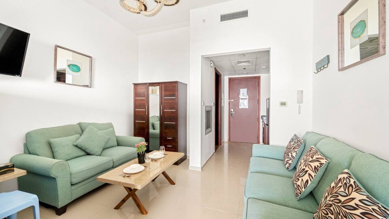 Photo of Livingroom in Al Hamra Village