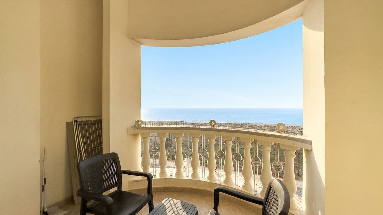 Photo of Patio Balcony in Al Hamra Village