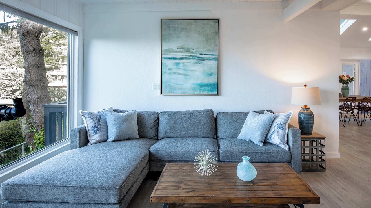 Photo of Livingroom in Pedro Point