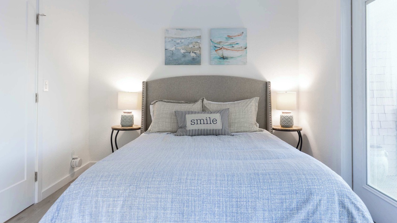 Photo of Bedroom in Pedro Point