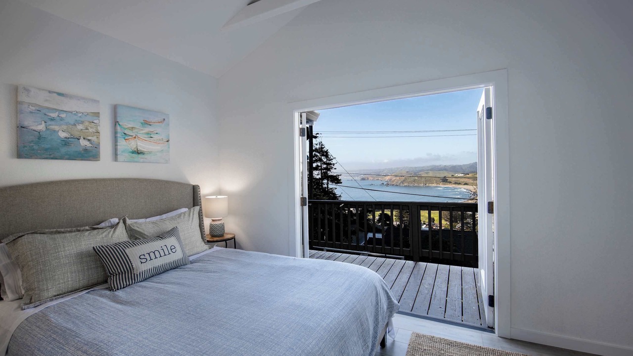 Photo of Bedroom in Pedro Point