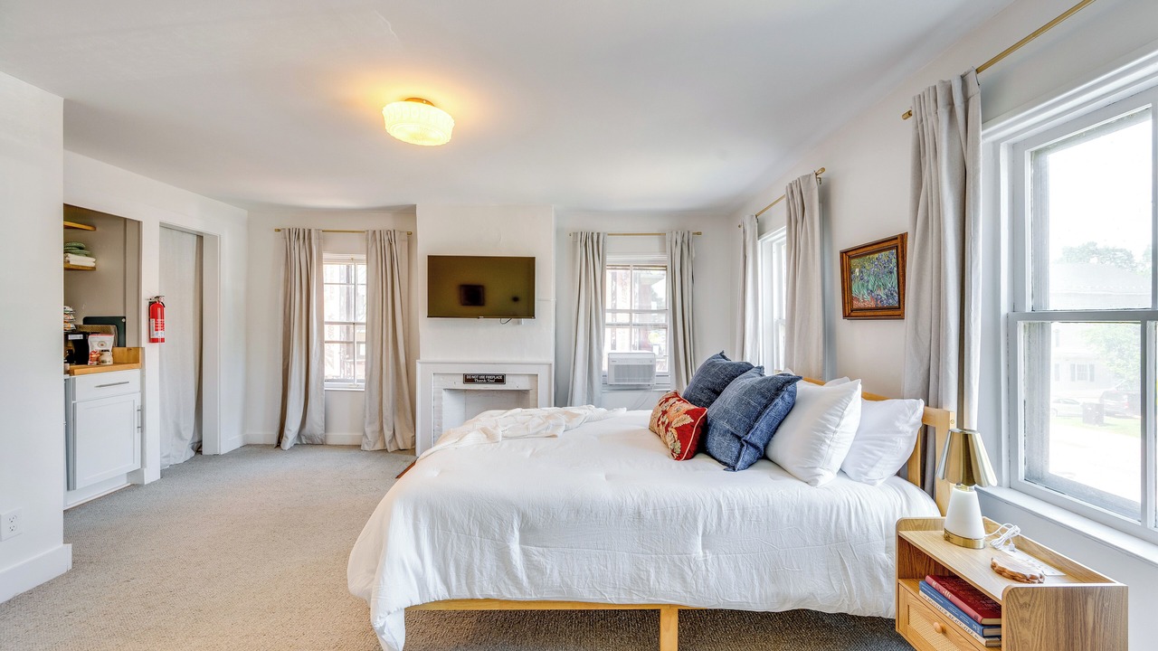 Photo of Bedroom in Waterbury