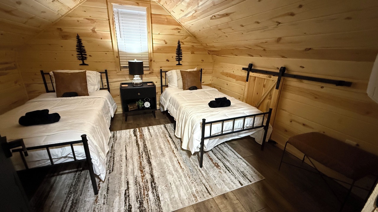 Photo of Bedroom in Lakeville