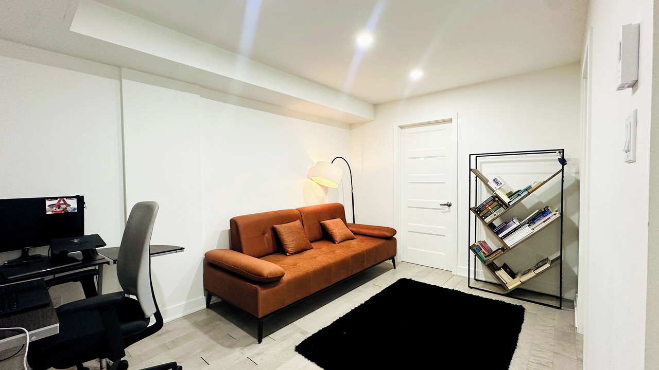 Photo of Livingroom in Saint-Hubert
