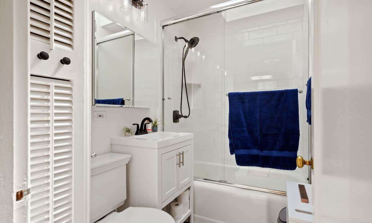 Photo of Bathroom in Bernal Heights