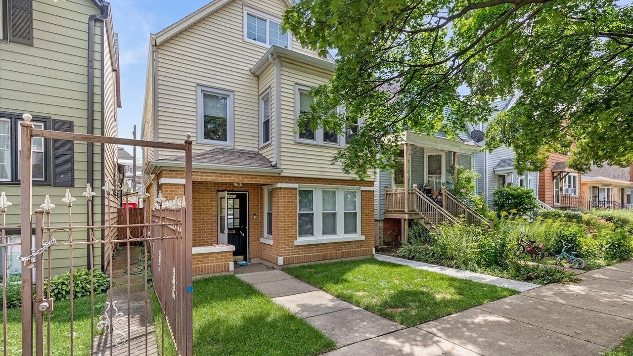 Photo of Outdoor in Logan Square