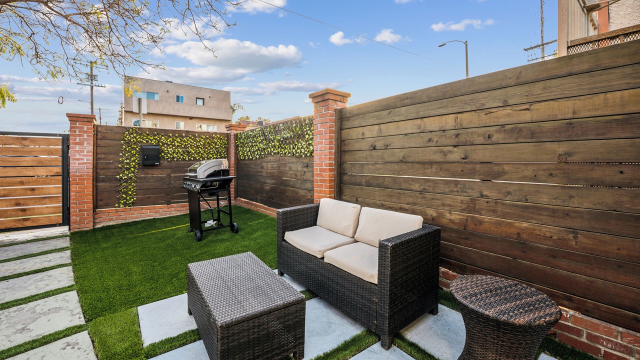 Photo of Patio Balcony in Mar Vista