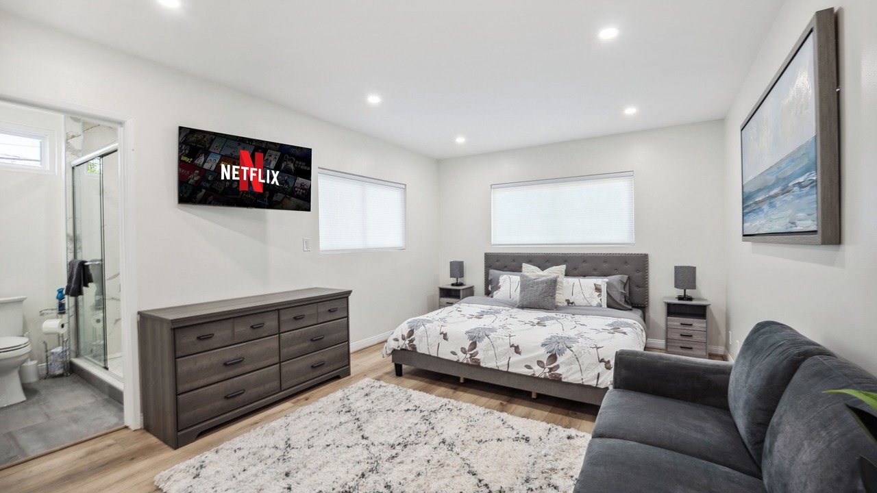 Photo of Bedroom in Mar Vista