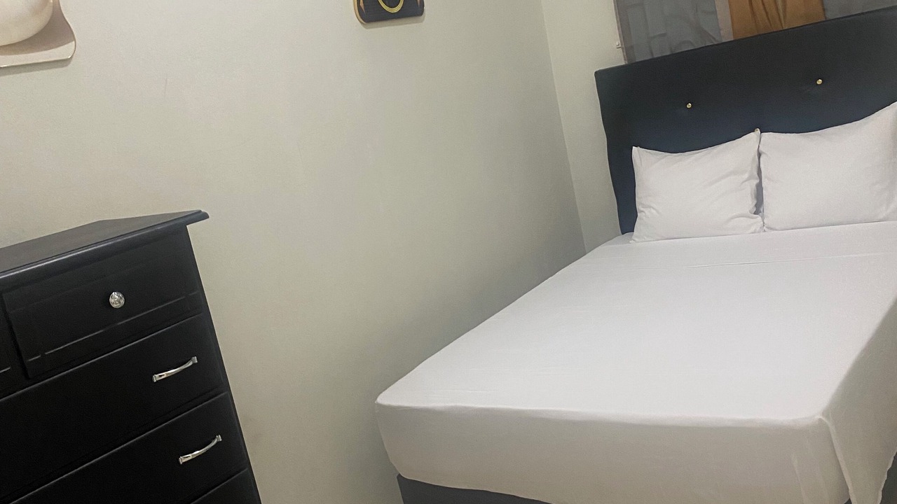 Photo of Bedroom in Boston Bay