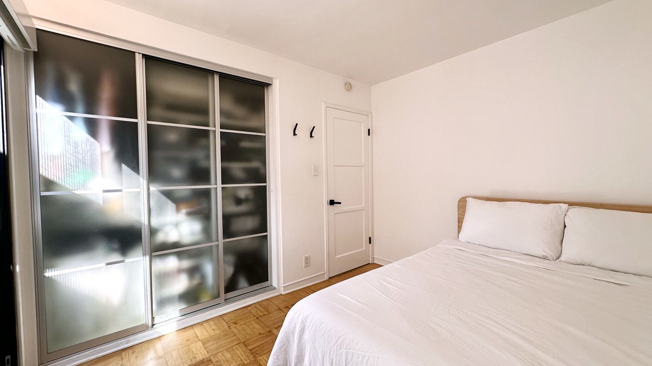 Photo of Bedroom in Mar Vista