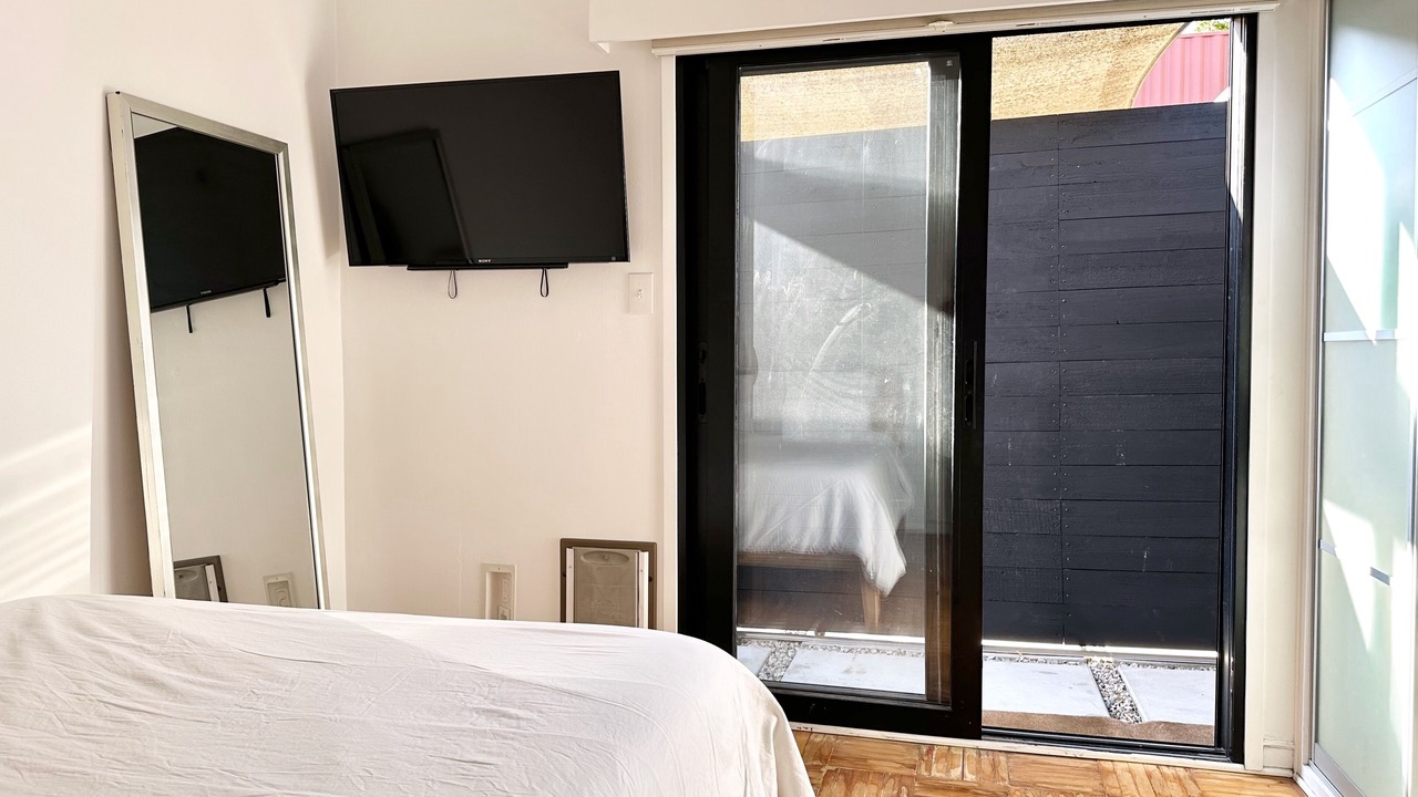 Photo of Bedroom in Mar Vista