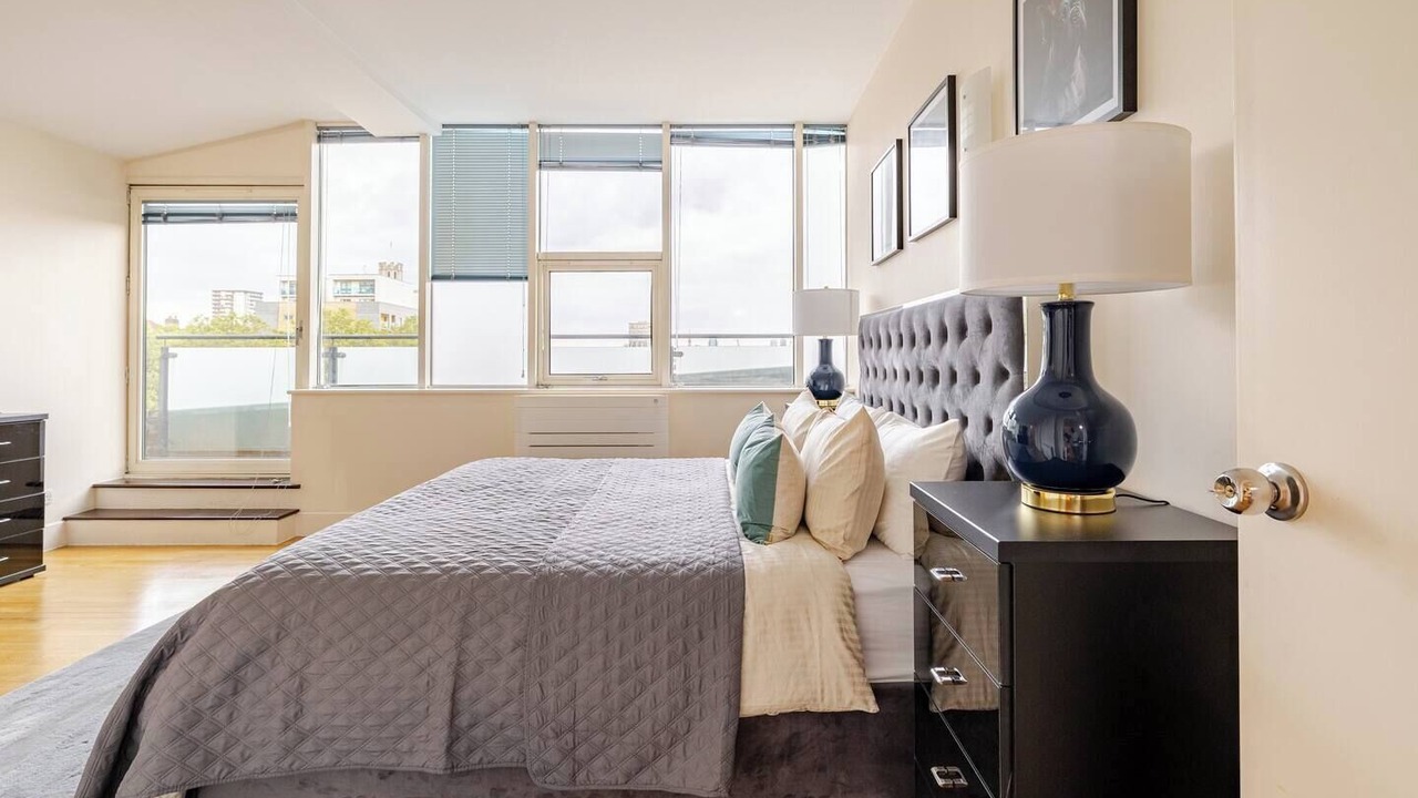 Photo of Bedroom in Wapping