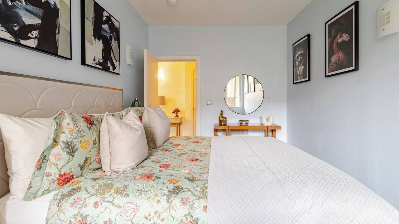 Photo of Bedroom in Wapping
