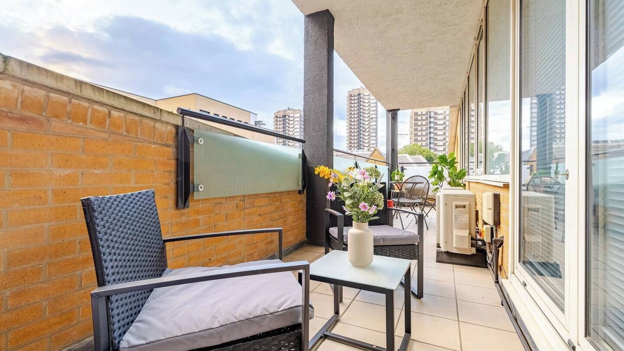 Photo of Patio Balcony in Wapping